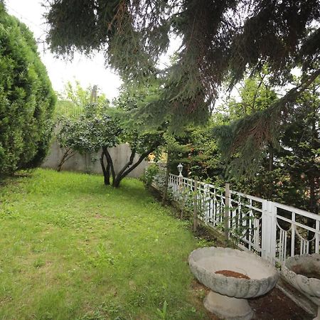 Apartments Villa Irma Сараево Экстерьер фото