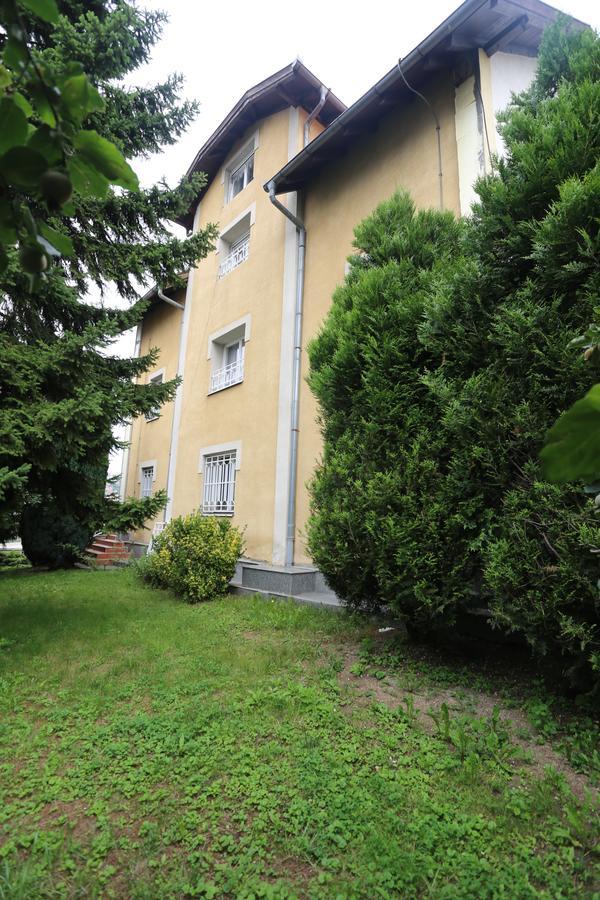 Apartments Villa Irma Сараево Экстерьер фото