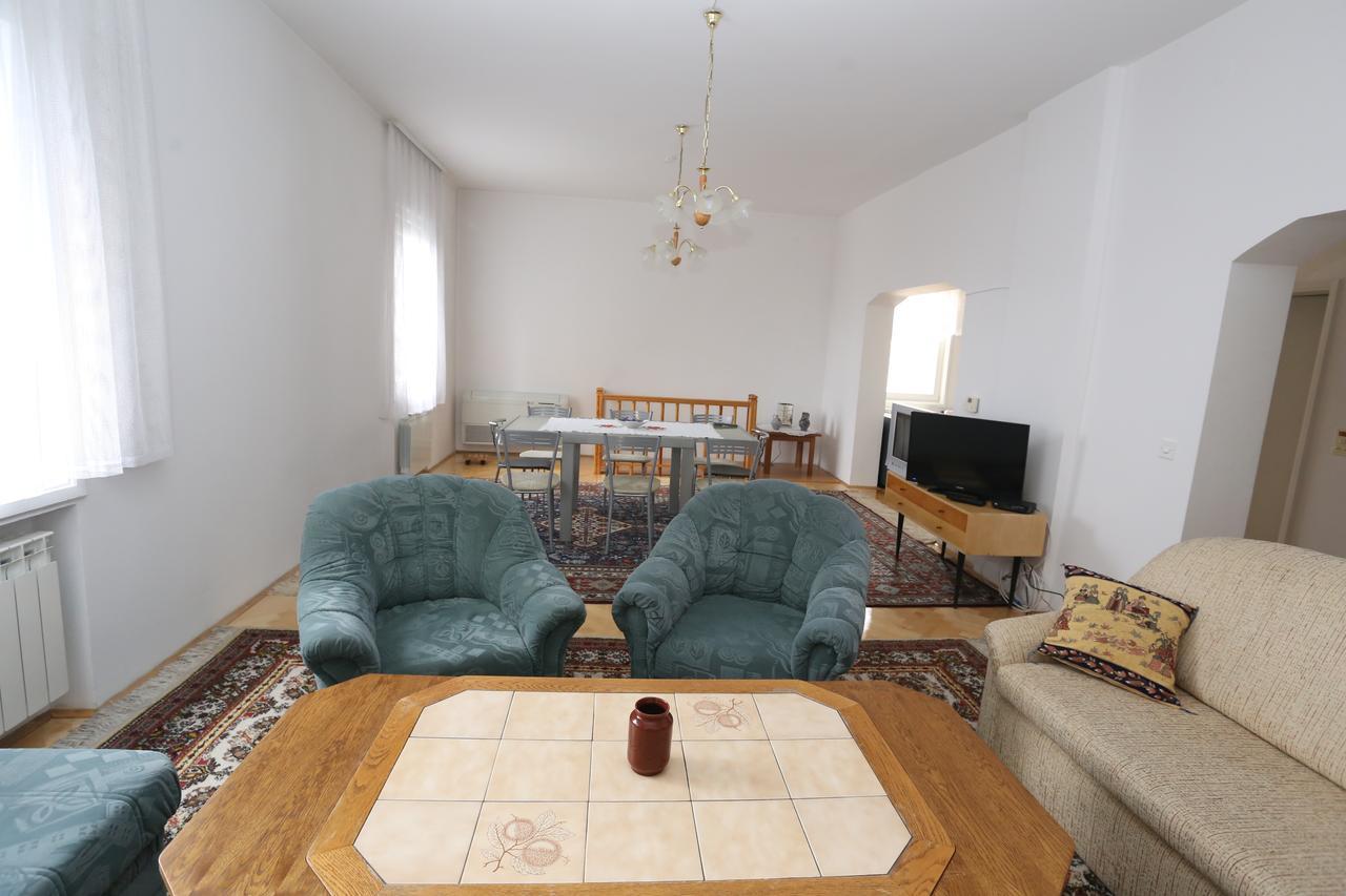 Apartments Villa Irma Сараево Экстерьер фото